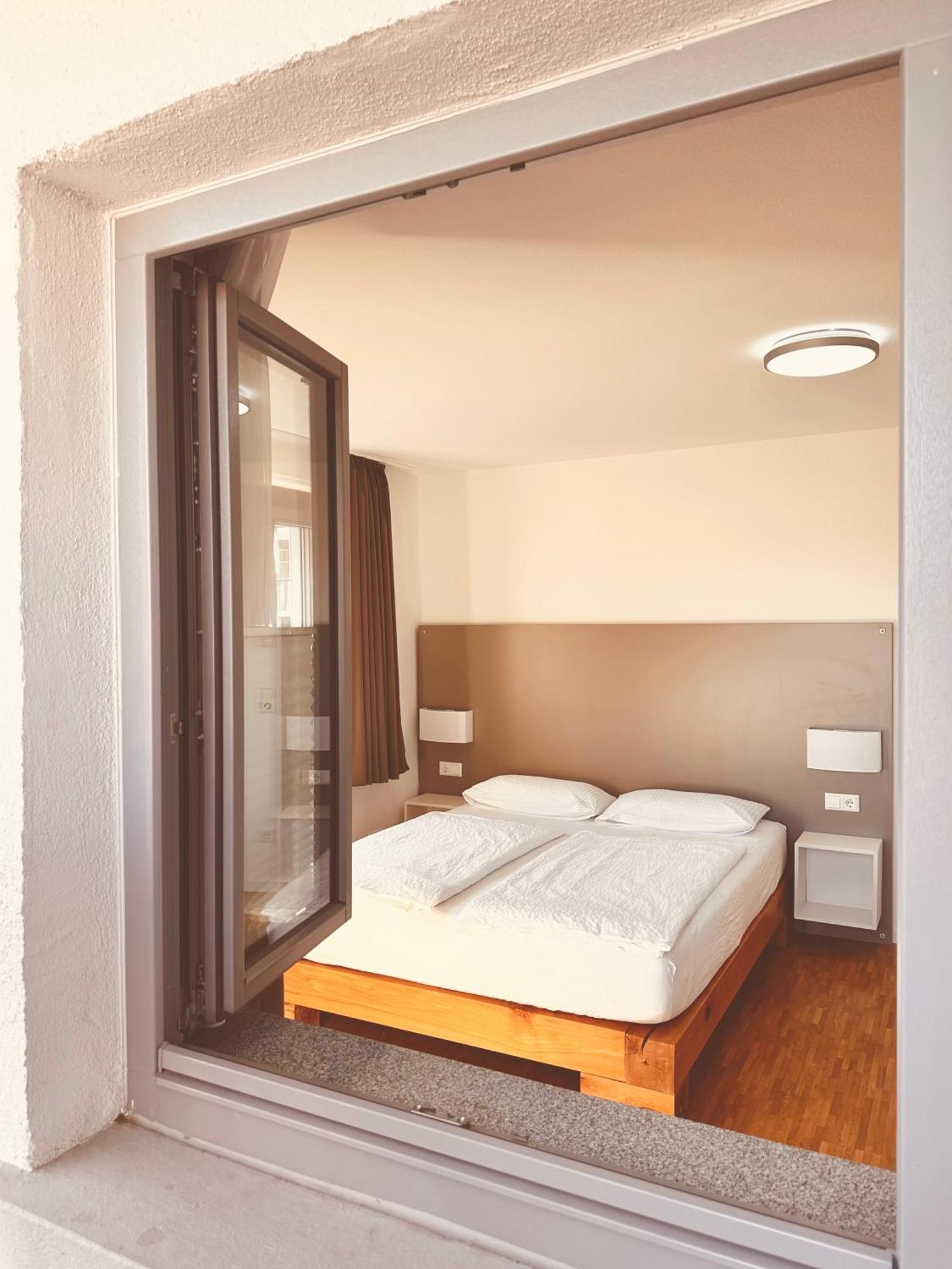 Stadthaus Neckarsulm Serviced Apartments - Stadthaus Schrade Ruang foto